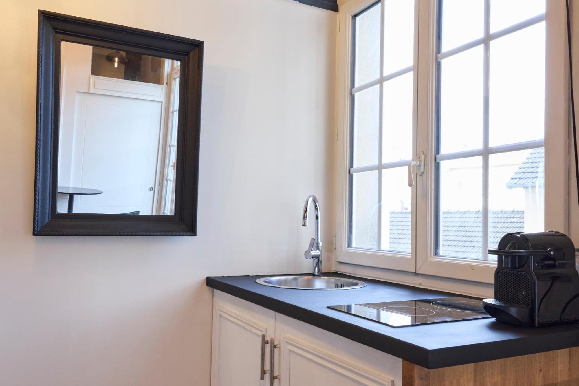 Un Studio Cosy Au Coeur De Paris 17 Batignolles , Monceau エクステリア 写真