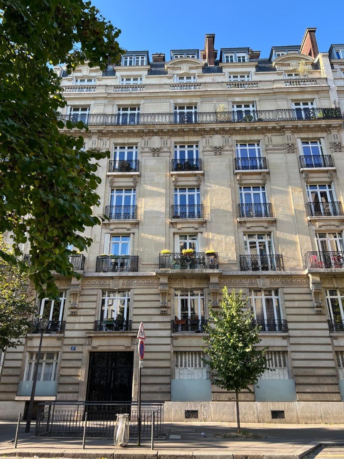 Un Studio Cosy Au Coeur De Paris 17 Batignolles , Monceau エクステリア 写真
